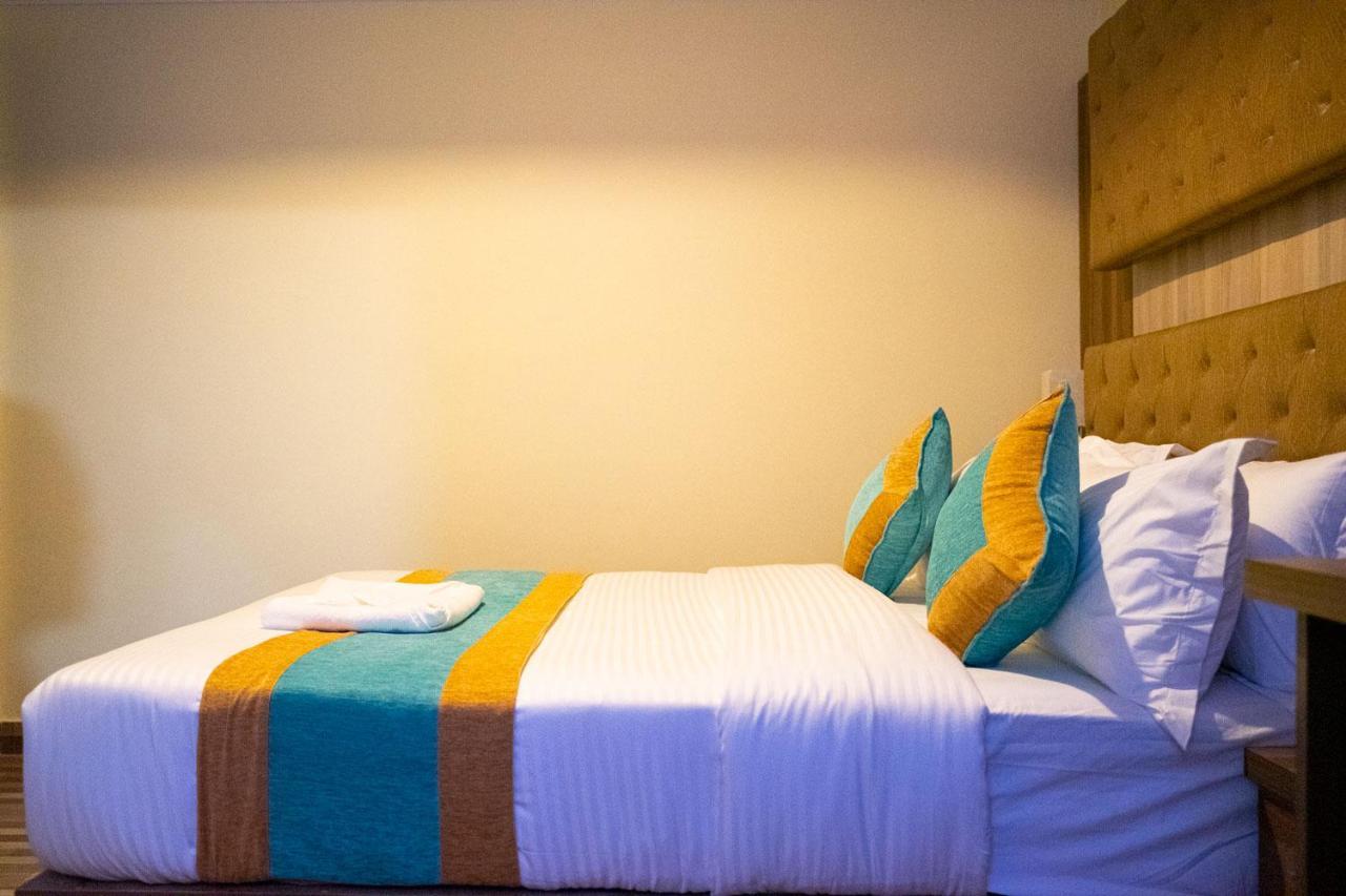 קטמנדו Grand Yak Boutique Hotel מראה חיצוני תמונה